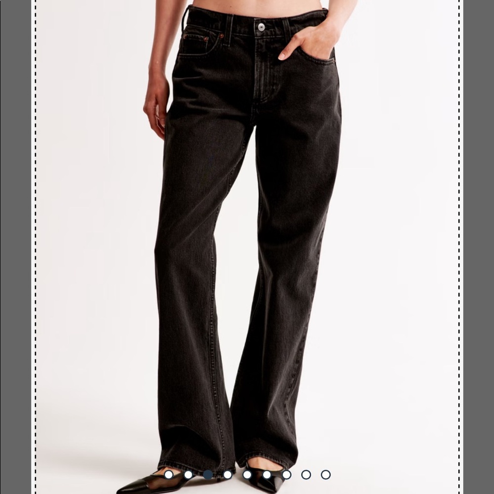Abercrombie and Fitch The Baggy Low Rise Jean in Black Size x-short 24